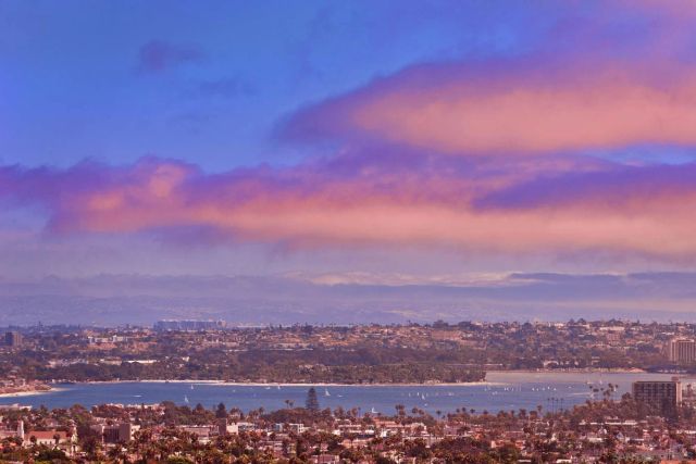 5832 La Jolla Corona Dr, La Jolla, CA 92037