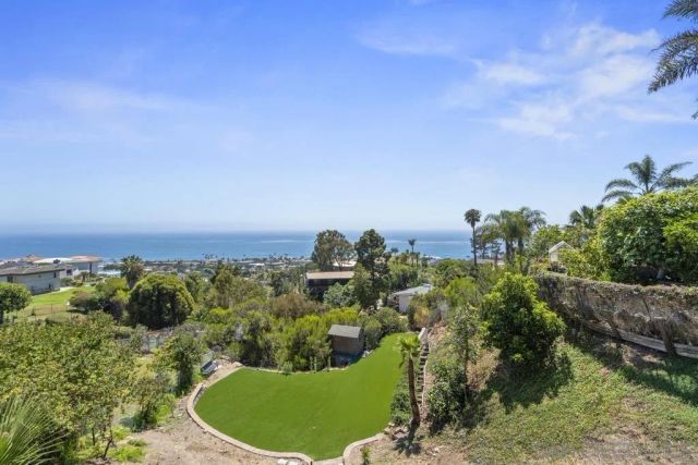 5832 La Jolla Corona Dr, La Jolla, CA 92037