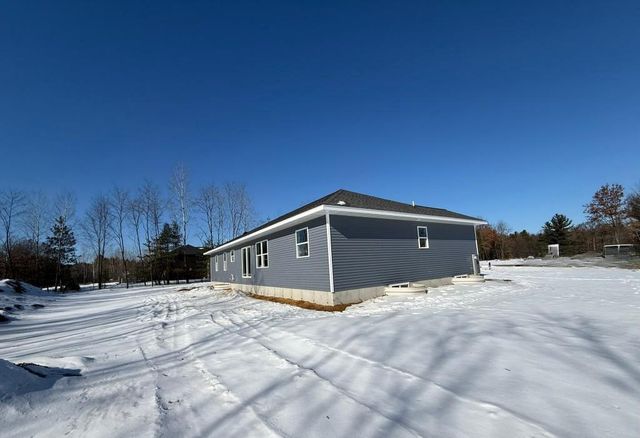 621 Amberwood Way, Plover, WI 54467