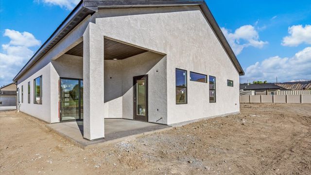 520 Desert Peach Street, Clifton, CO 81520