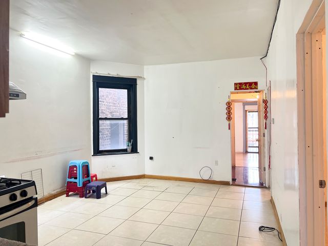 450 W 29th Street, Chicago, IL 60616