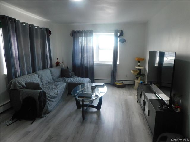 47 Alta Avenue 2F, Yonkers, NY 10705