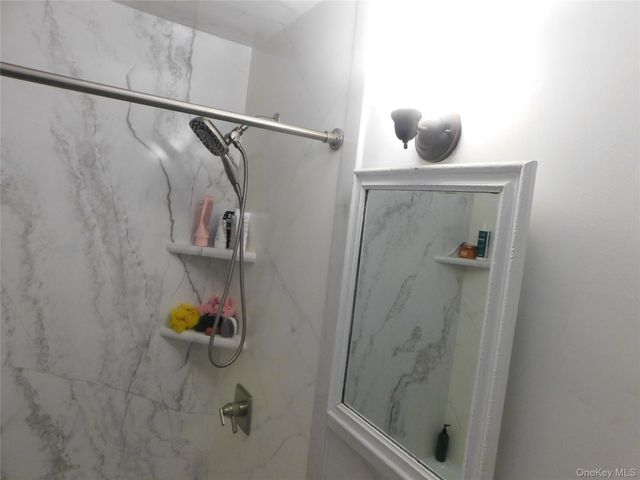 47 Alta Avenue 2F, Yonkers, NY 10705