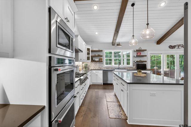 4747 Stonebridge Lane, Athens, TX 75751