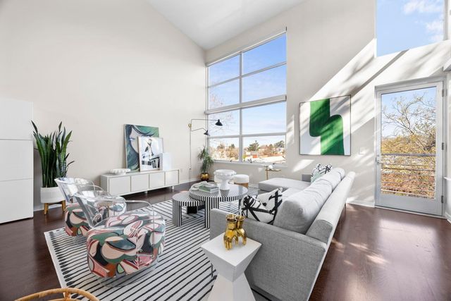 1007 41st St 334, Oakland, CA 94608