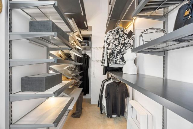 1007 41st St 334, Oakland, CA 94608