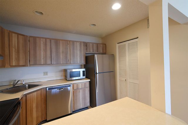 4850 Sable Pine Circle B2, West Palm Beach, FL 33417