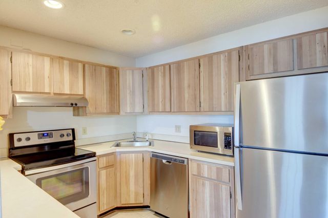 4850 Sable Pine Circle B2, West Palm Beach, FL 33417