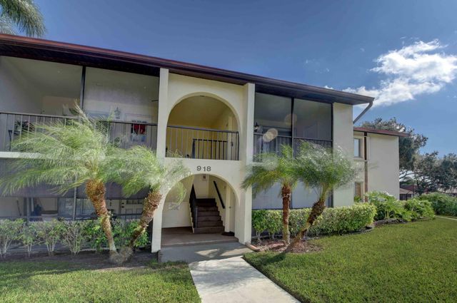 4850 Sable Pine Circle B2, West Palm Beach, FL 33417