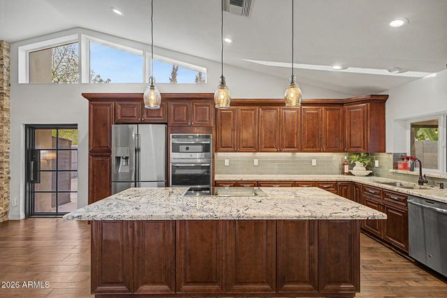 13653 N 69TH Drive, Peoria, AZ 85381