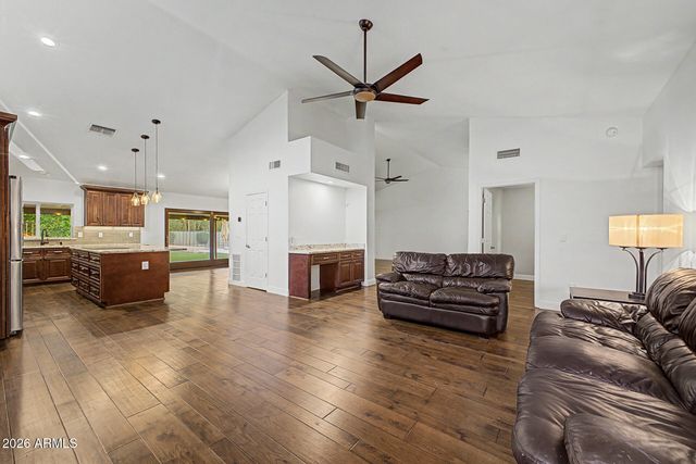 13653 N 69TH Drive, Peoria, AZ 85381