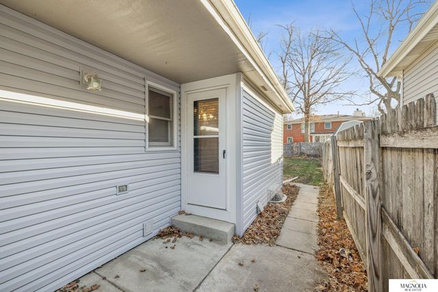 5904 Princess Margaret Drive, Lincoln, NE 68516