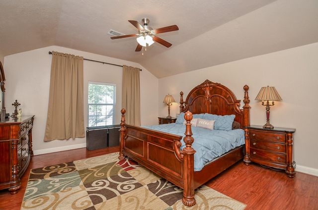 835 Tropicana Boulevard, East Bernard, TX 77435