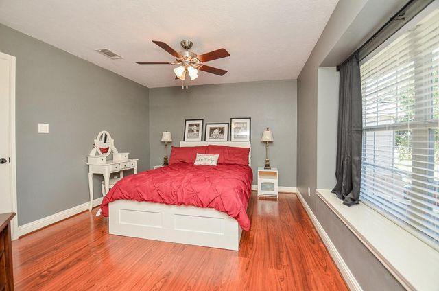 835 Tropicana Boulevard, East Bernard, TX 77435