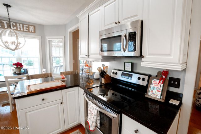 83 Barrow Drive, Whiteville, NC 28472