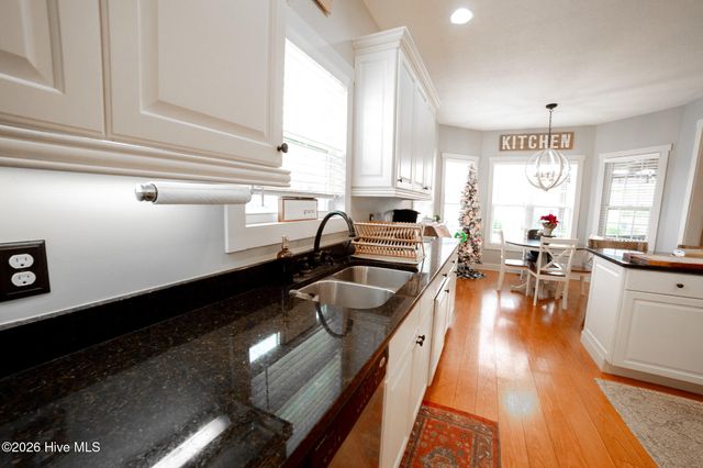 83 Barrow Drive, Whiteville, NC 28472