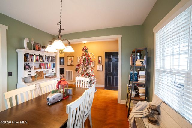 83 Barrow Drive, Whiteville, NC 28472