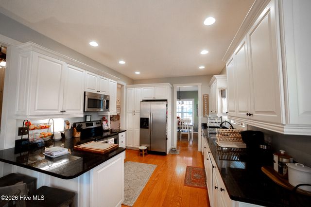 83 Barrow Drive, Whiteville, NC 28472