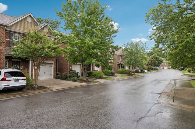 1424 Beech Grove Way, Nashville, TN 37211