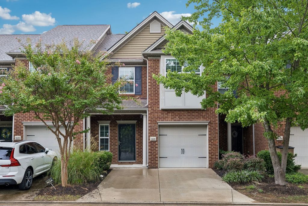 1424 Beech Grove Way, Nashville, TN 37211