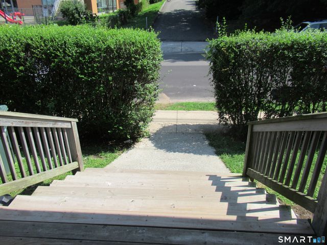 81 Jetland Street 3, Bridgeport, CT 06605