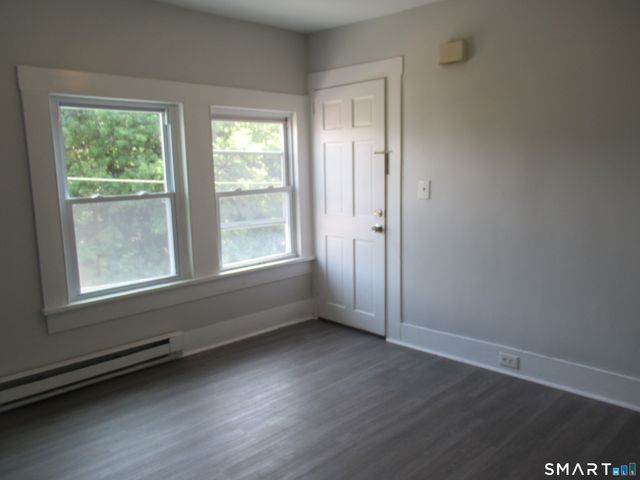 81 Jetland Street 3, Bridgeport, CT 06605