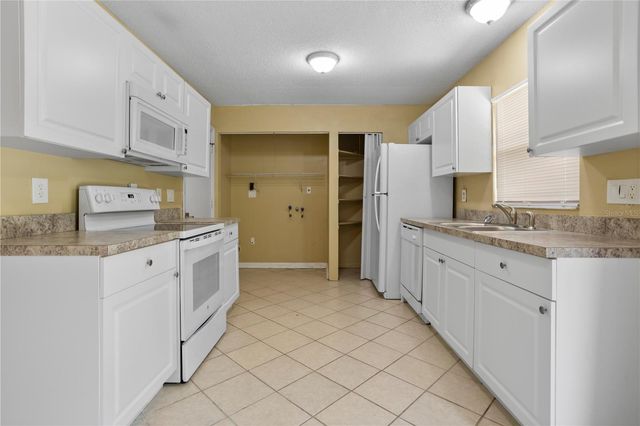 1921 BONNEVILLE DRIVE, Orlando, FL 32826
