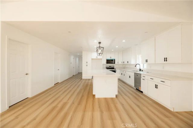 16925 Nanticoke, Apple Valley, CA 92307
