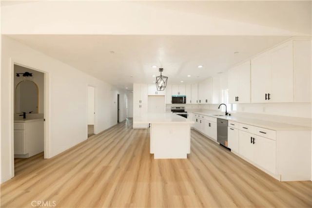 16925 Nanticoke, Apple Valley, CA 92307