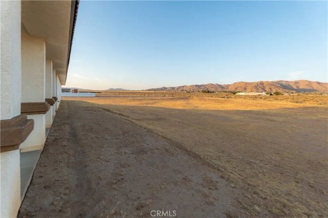 16925 Nanticoke, Apple Valley, CA 92307