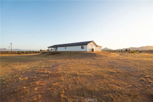 16925 Nanticoke, Apple Valley, CA 92307