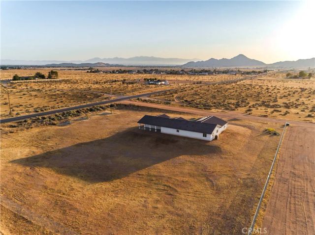 16925 Nanticoke, Apple Valley, CA 92307