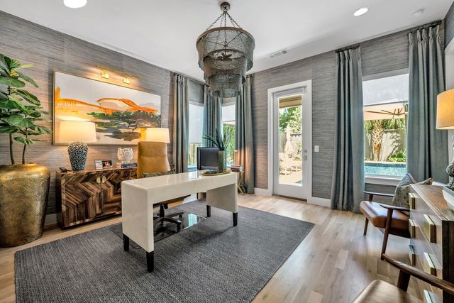 6231 Penrose Avenue, Dallas, TX 75214