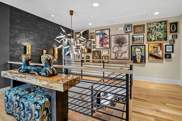 6231 Penrose Avenue, Dallas, TX 75214