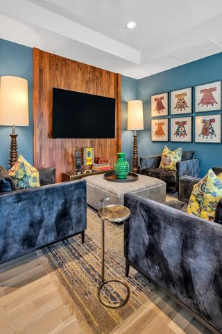 6231 Penrose Avenue, Dallas, TX 75214