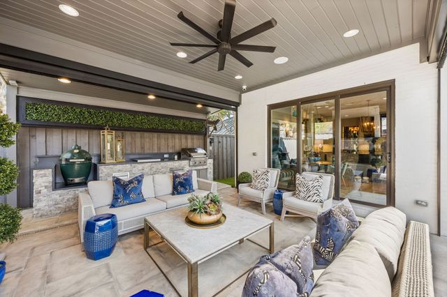 6231 Penrose Avenue, Dallas, TX 75214