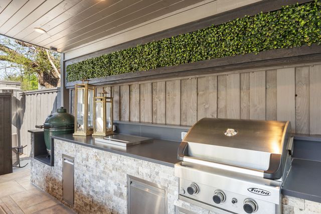 6231 Penrose Avenue, Dallas, TX 75214