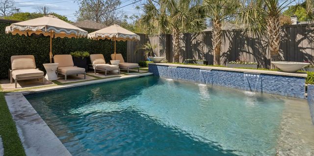 6231 Penrose Avenue, Dallas, TX 75214