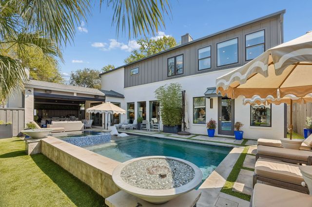 6231 Penrose Avenue, Dallas, TX 75214