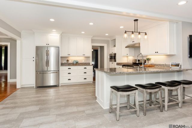 32565 Willow St, White Castle, LA 70788