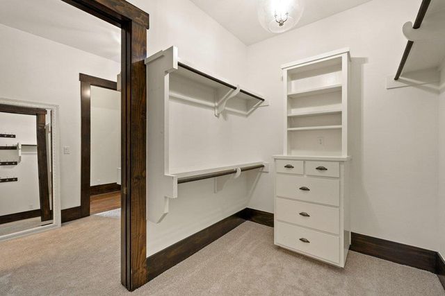 167 Vincas Shadow CT, Driftwood, TX 78619