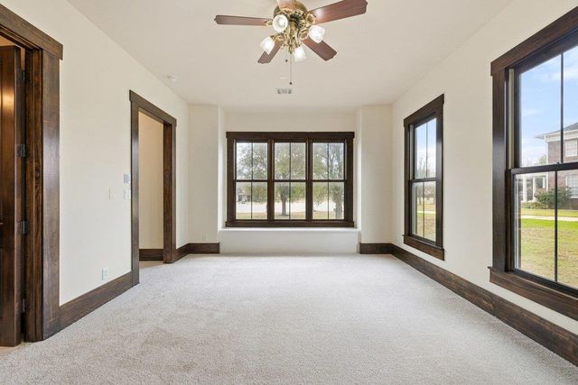 167 Vincas Shadow CT, Driftwood, TX 78619