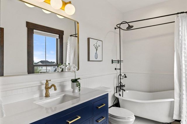 167 Vincas Shadow CT, Driftwood, TX 78619