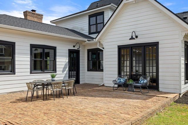 167 Vincas Shadow CT, Driftwood, TX 78619