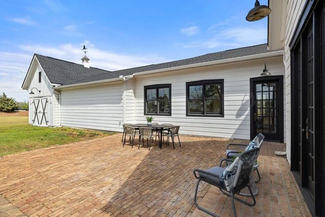 167 Vincas Shadow CT, Driftwood, TX 78619