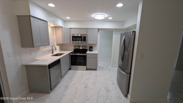 1616 Elizabeth Street, Melbourne, FL 32901