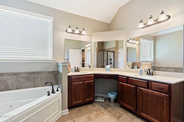 4189 Carolyn Mitchell Drive, Olive Branch, MS 38654
