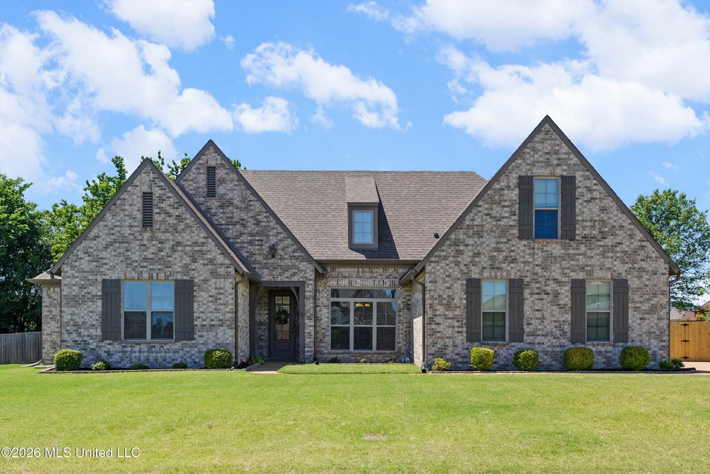4189 Carolyn Mitchell Drive, Olive Branch, MS 38654