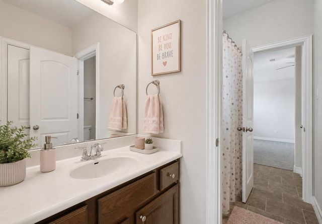 219 GRANT CANNON LN, Austin, TX 78738
