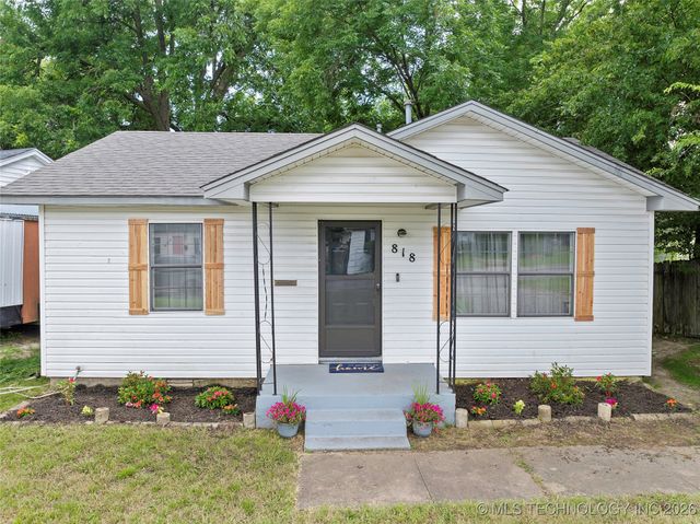 818 Northwest Boulevard, Ardmore, OK 73401